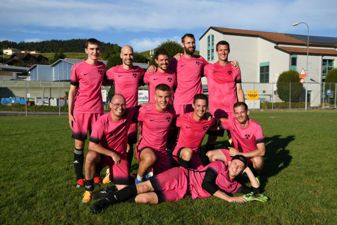 Trockenheisses Klima am 11. TVW Fussballturnier