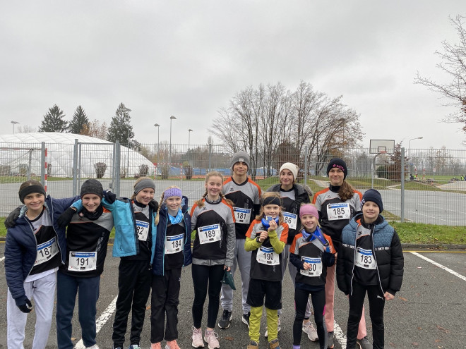 erfolgreiche Läufer/innen am Lachner Weihnachtslauf